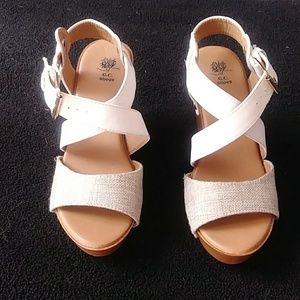 Women sandals
